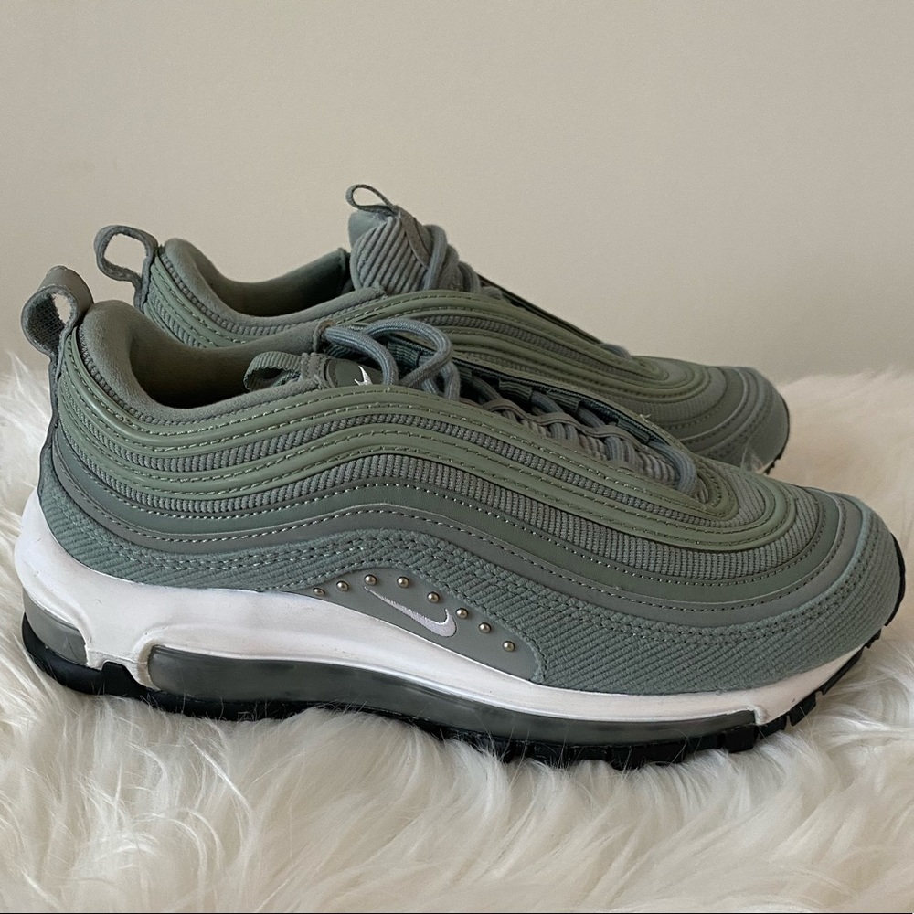 Women’s Nike Air Max 97 SE